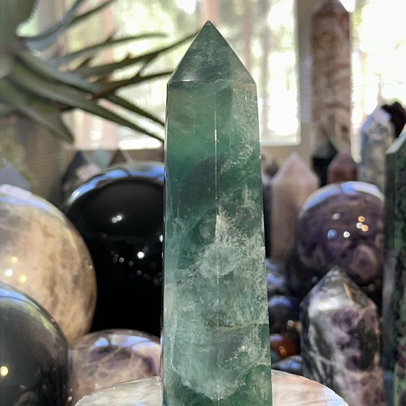 Green Fluorite Crystal Tower! - Picture 5 of 11